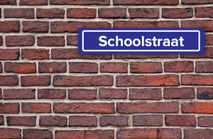 kenmerken van stress door school bij pubers tiener meiden door prestatiedruk en faalangst